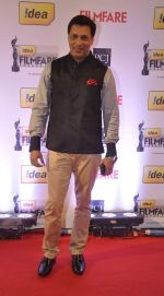 Madhur Bhandarkar walked the Red Carpet at the 59th Idea Filmfare Awards 2013 at Yash Raj
